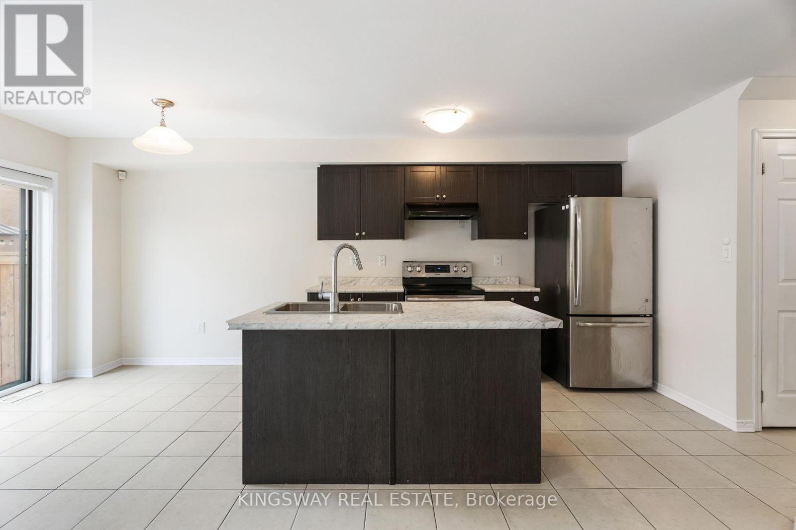 125 Thompson Road, Haldimand, Ontario  N3W 0E1 - Photo 7 - X12644370