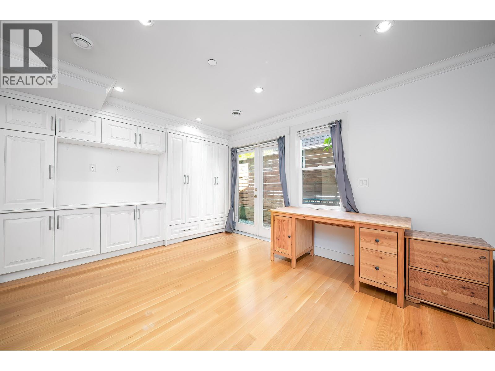 2388 Macdonald Street, Vancouver, British Columbia  V6K 3Y8 - Photo 7 - R3074618