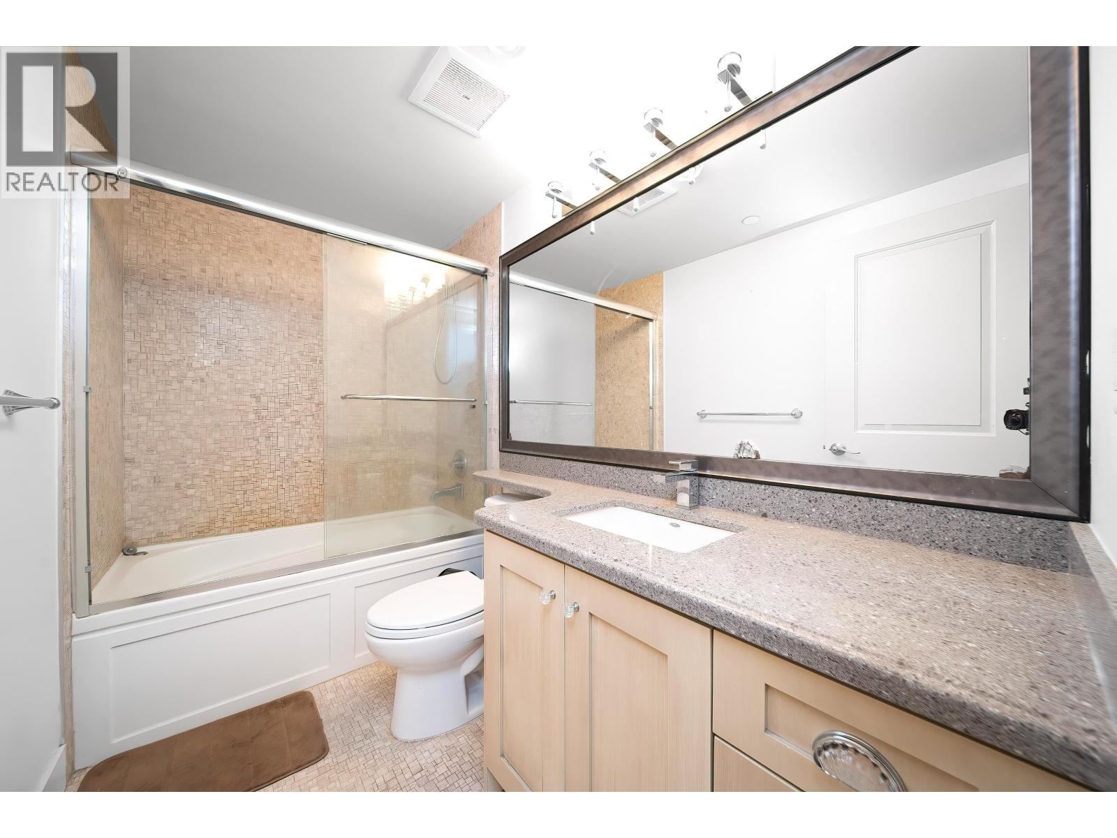 2388 Macdonald Street, Vancouver, British Columbia  V6K 3Y8 - Photo 9 - R3074618