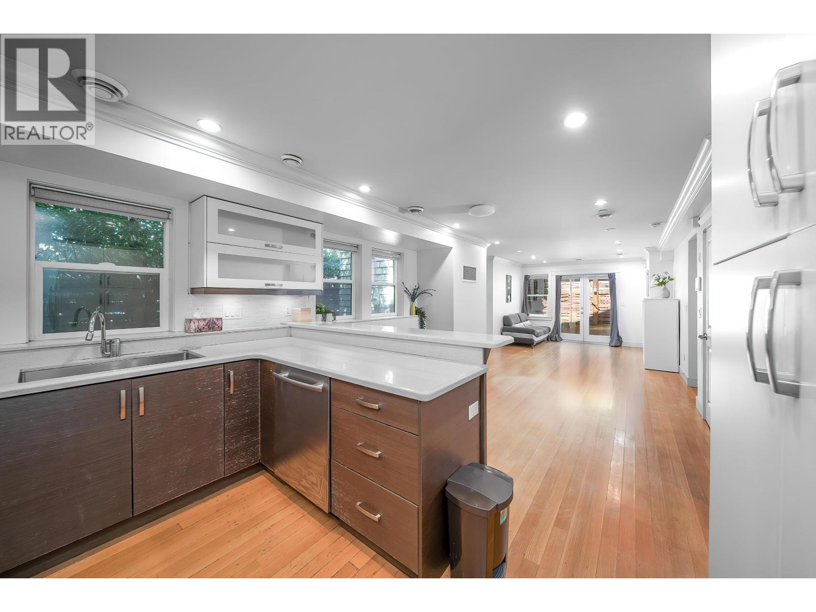 2388 Macdonald Street, Vancouver, British Columbia  V6K 3Y8 - Photo 16 - R3074618