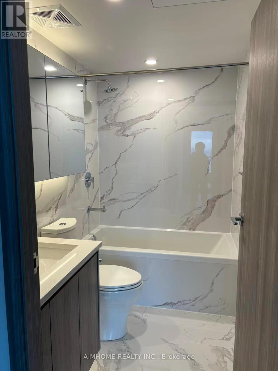 6801 - 3 Concord Cityplace Way, Toronto, Ontario  M5V 0X3 - Photo 9 - C12644374