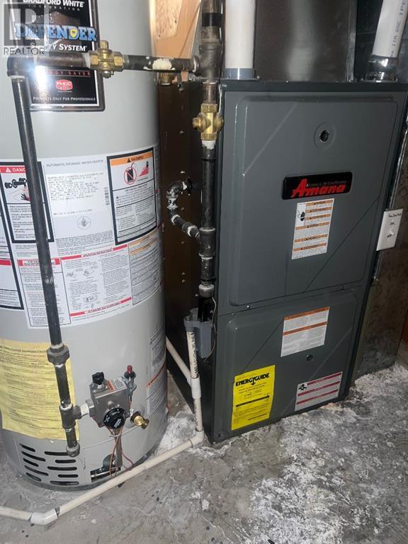 176 Huntchester Crescent Ne, Calgary, Alberta  T2K 5E9 - Photo 3 - A2252408