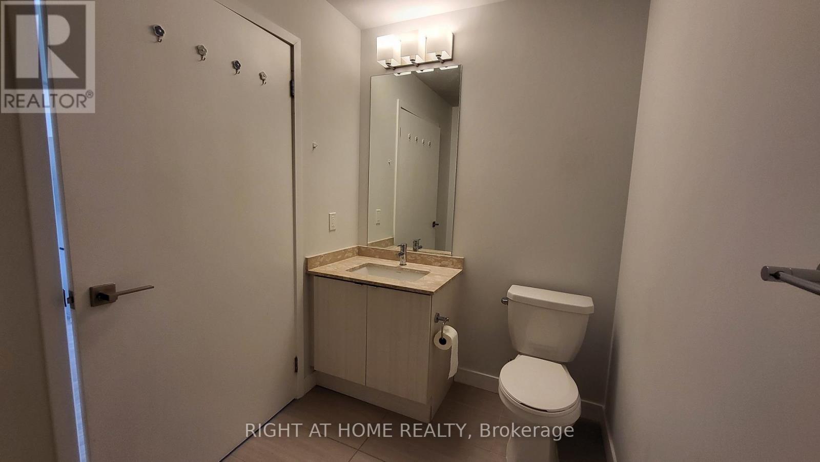 333 - 4055 Parkside Village Drive, Mississauga, Ontario  L5B 0K8 - Photo 10 - W12644388