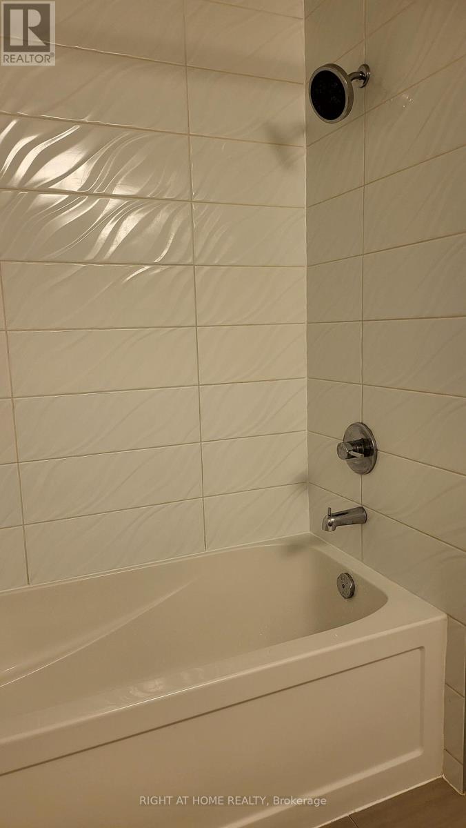 333 - 4055 Parkside Village Drive, Mississauga, Ontario  L5B 0K8 - Photo 11 - W12644388