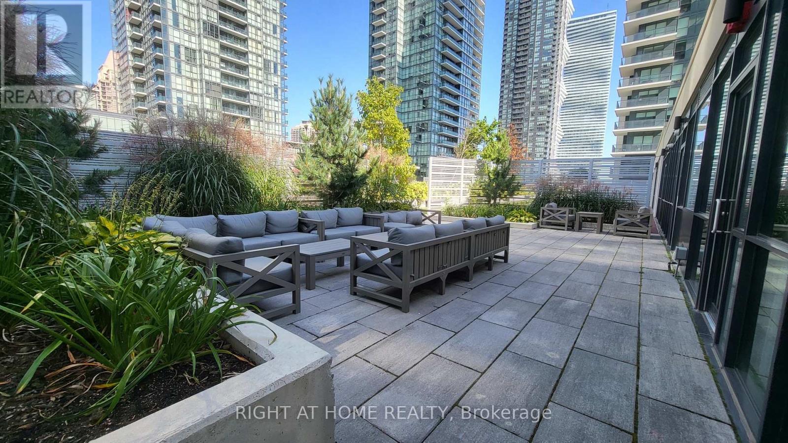 333 - 4055 Parkside Village Drive, Mississauga, Ontario  L5B 0K8 - Photo 38 - W12644388