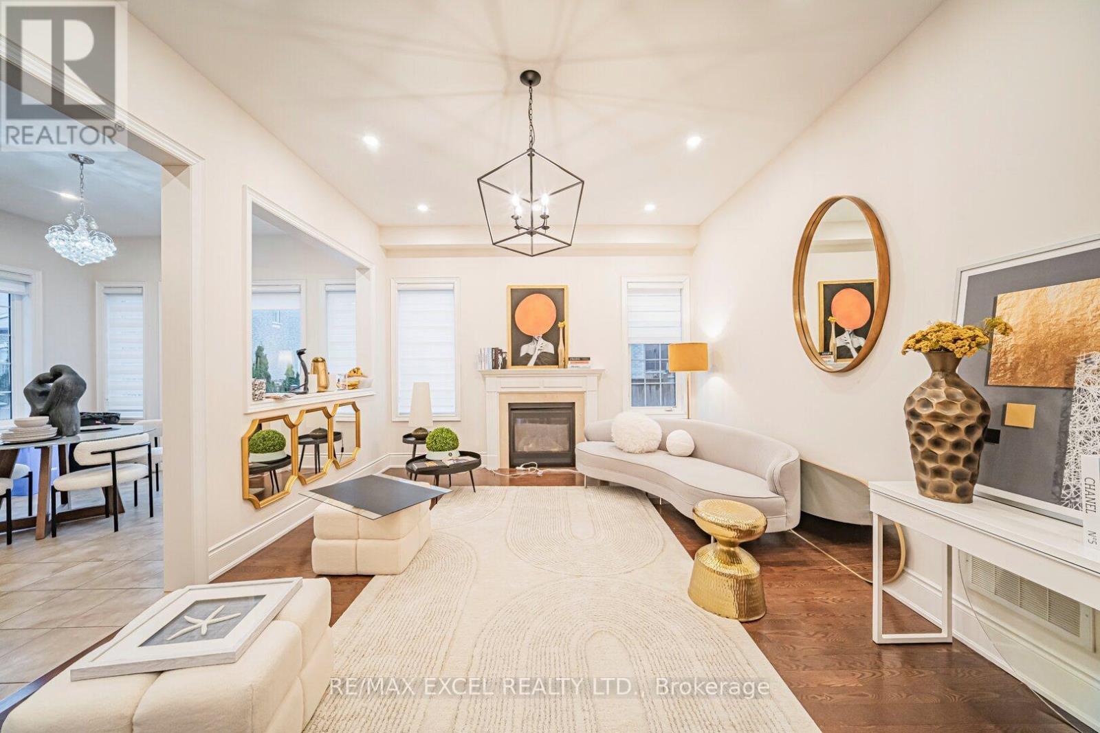 3178 Buttonbush Trail, Oakville, Ontario  L6H 0T4 - Photo 2 - W12644392