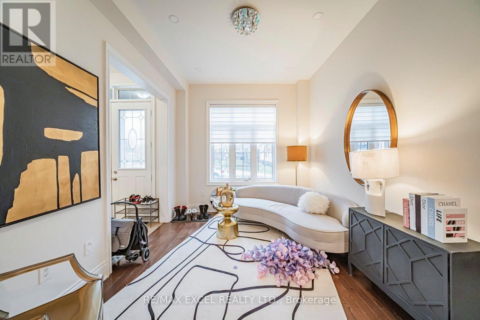 3178 Buttonbush Trail, Oakville, Ontario  L6H 0T4 - Photo 3 - W12644392