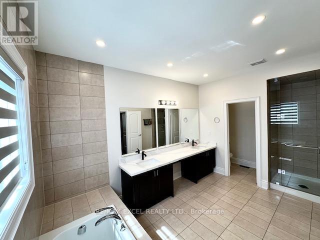 3178 Buttonbush Trail, Oakville, Ontario  L6H 0T4 - Photo 38 - W12644392