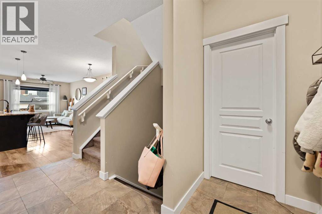 51 Legacy Close Se, Calgary, Alberta  T2X 0Y9 - Photo 6 - A2270713