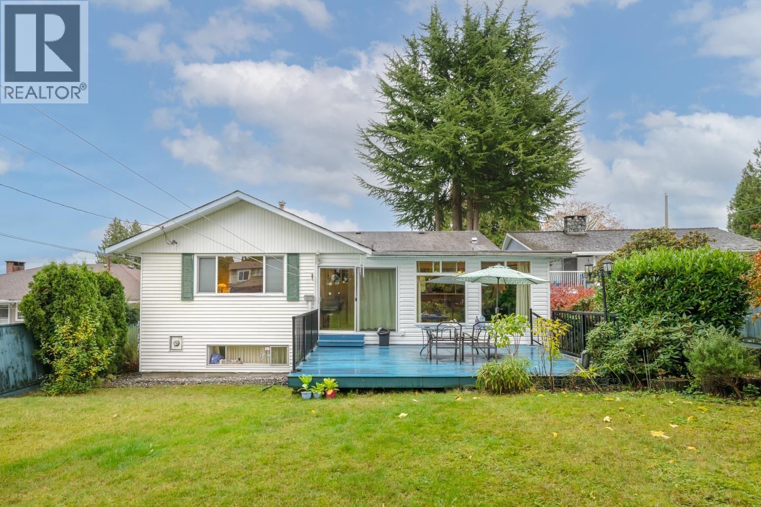 5681 Sardis Crescent, Burnaby, British Columbia  V5H 3K4 - Photo 7 - R3064891