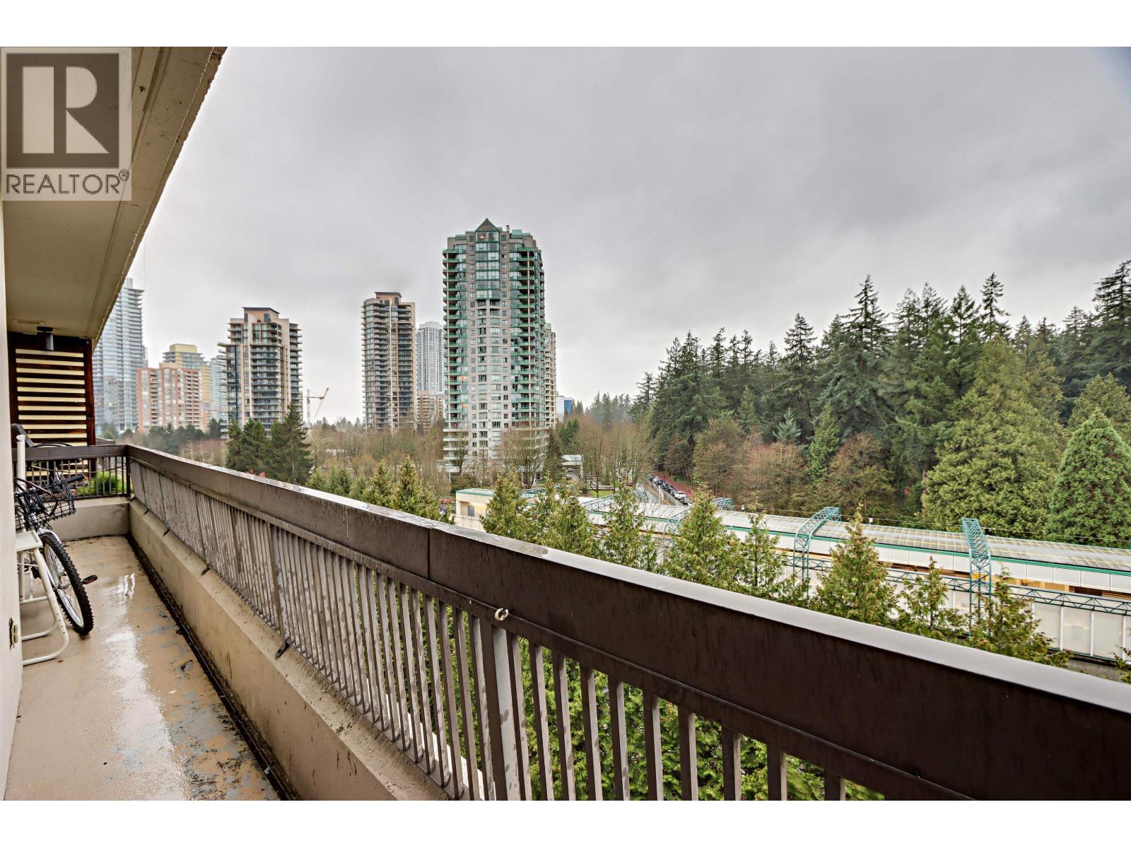 904 5932 Patterson Avenue, Burnaby, British Columbia  V5H 4B4 - Photo 9 - R3074311