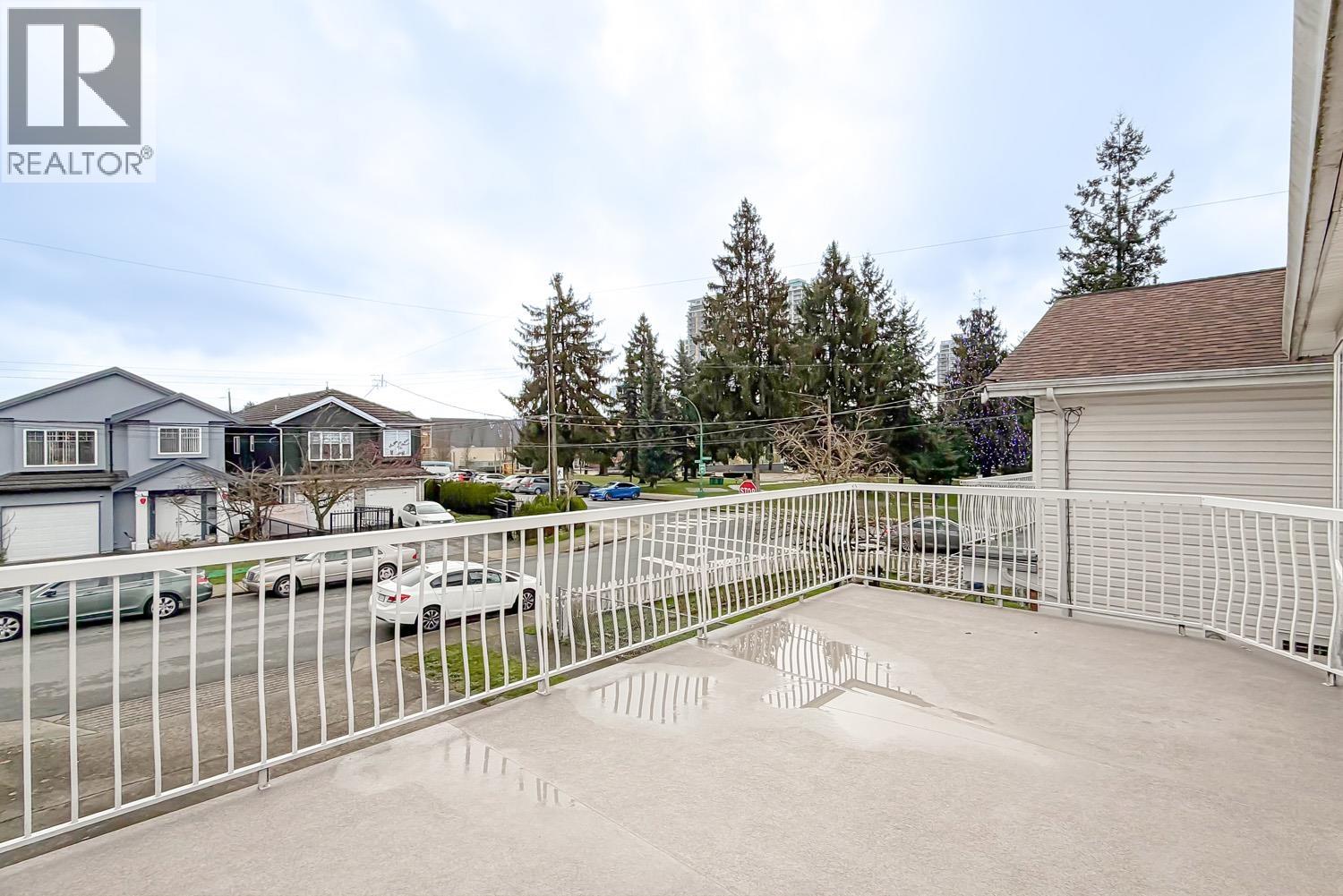 7459 Holly Street, Burnaby, British Columbia  V5E 2C3 - Photo 9 - R3073506