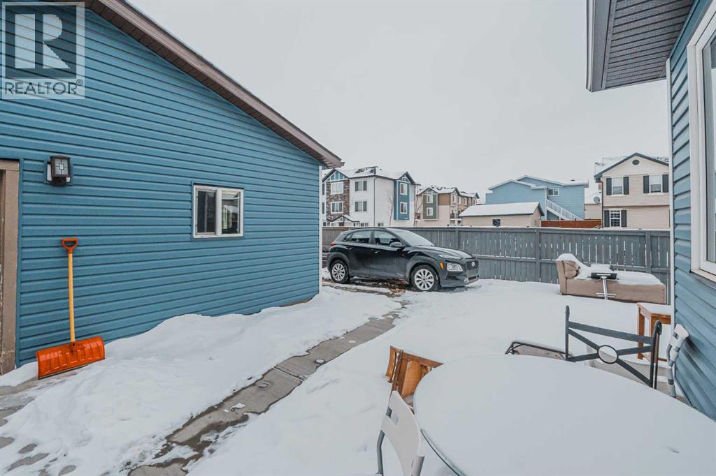 913 Taradale Drive Ne, Calgary, Alberta  T3J 0E8 - Photo 47 - A2275196