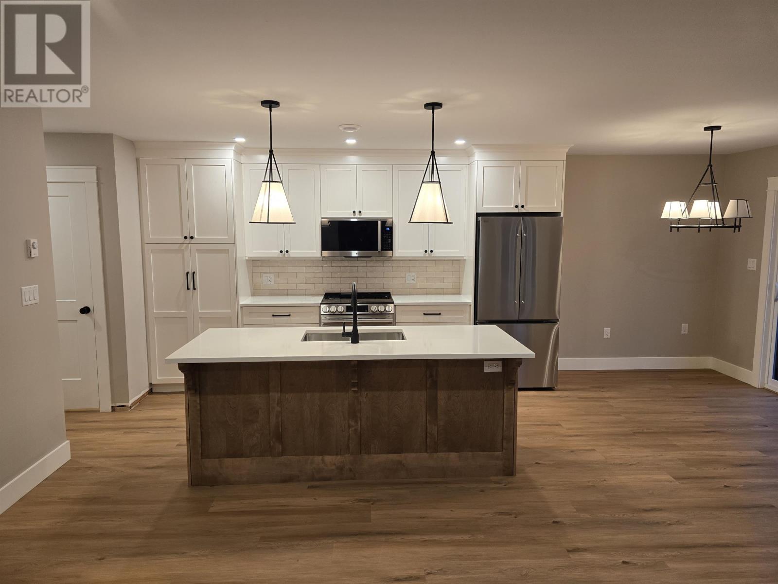 61 Essex Crescent, Charlottetown, Prince Edward Island  C1E 0G9 - Photo 8 - 202527029