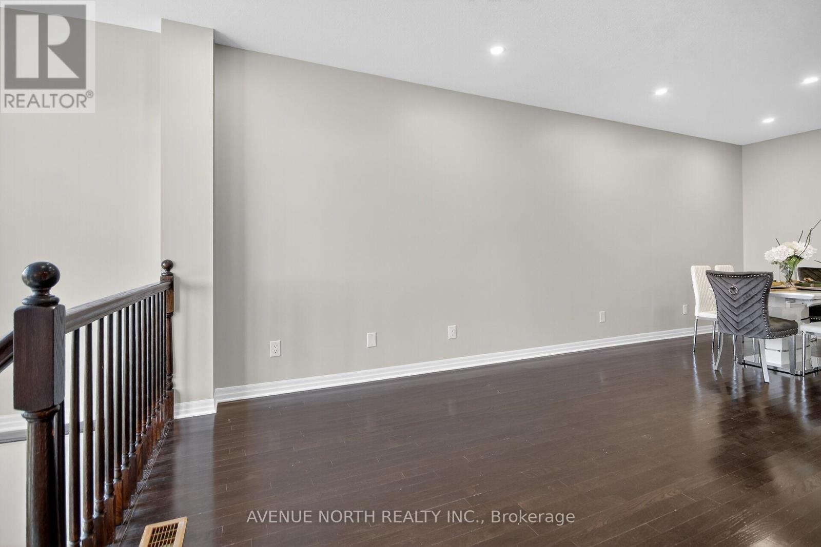 629 Sunburst Street, Ottawa, Ontario  K1T 0L1 - Photo 36 - X12522880