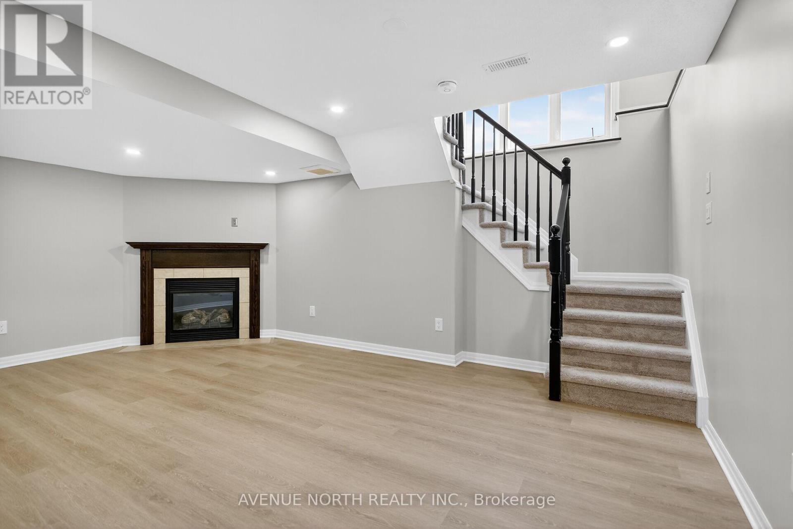 629 Sunburst Street, Ottawa, Ontario  K1T 0L1 - Photo 47 - X12522880