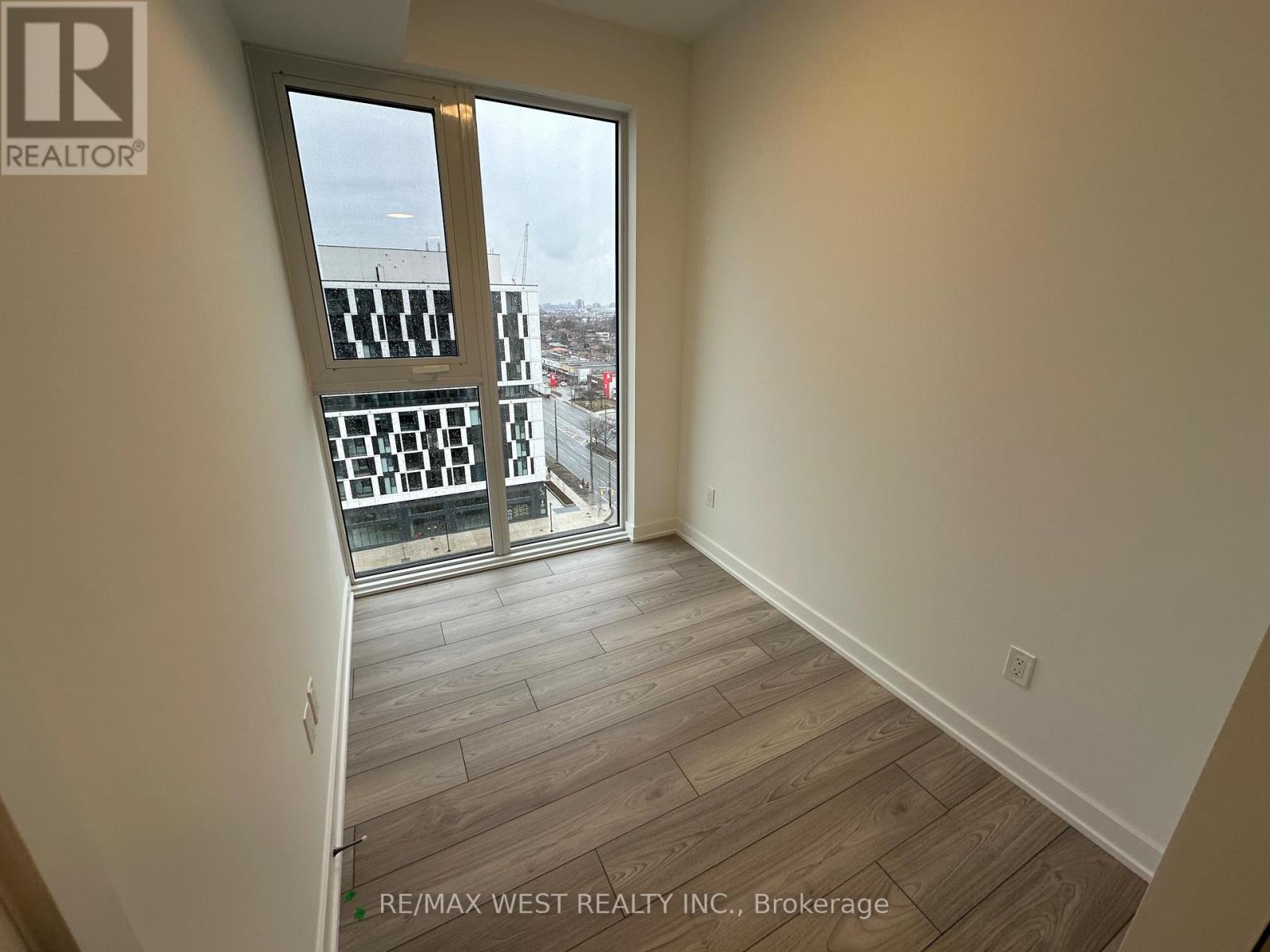 1021 - 1007 The Queensway Avenue, Toronto, Ontario  M8Z 0C6 - Photo 11 - W12636986