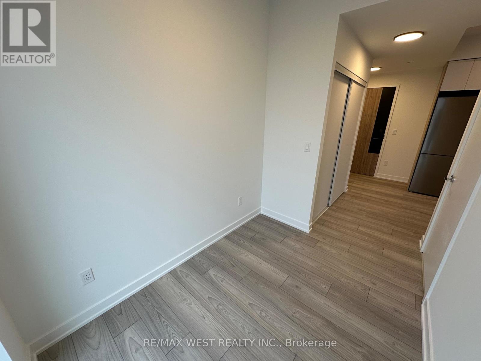 1021 - 1007 The Queensway Avenue, Toronto, Ontario  M8Z 0C6 - Photo 14 - W12636986