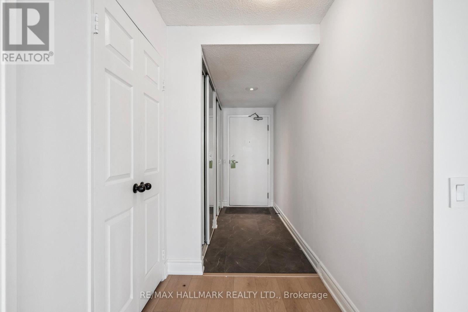 1214 - 7 Bishop Avenue, Toronto, Ontario  M2M 4J4 - Photo 26 - C12644426