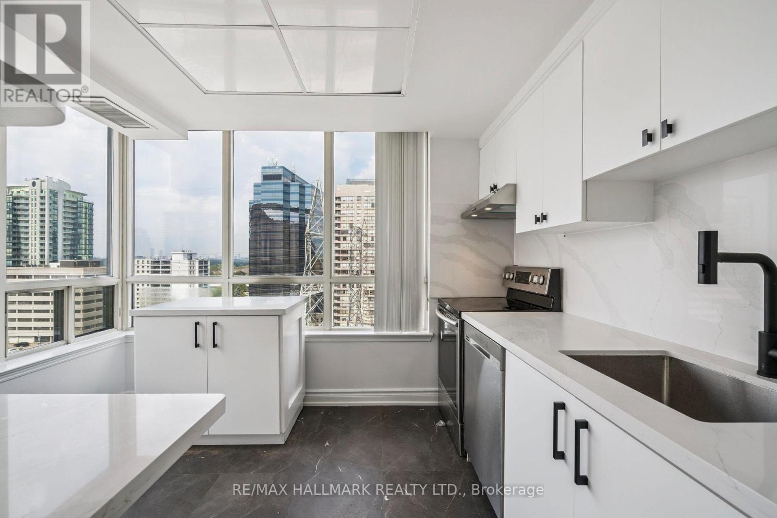 1214 - 7 Bishop Avenue, Toronto, Ontario  M2M 4J4 - Photo 4 - C12644426