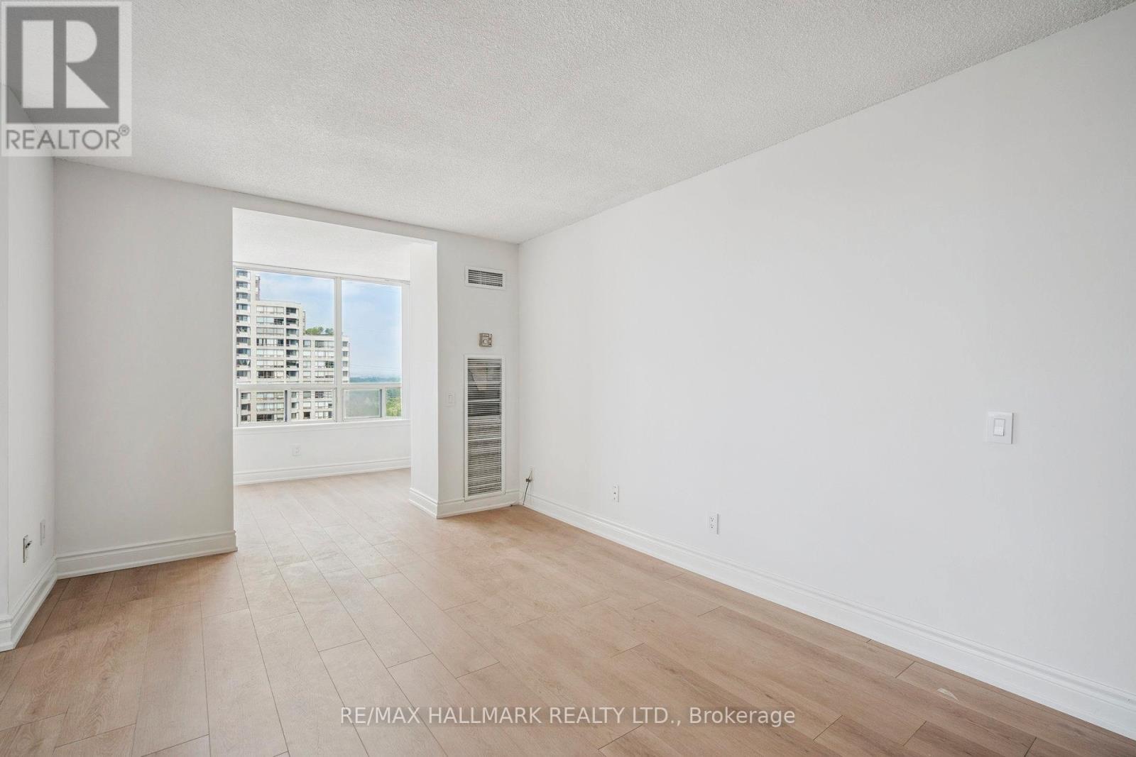 1214 - 7 Bishop Avenue, Toronto, Ontario  M2M 4J4 - Photo 6 - C12644426