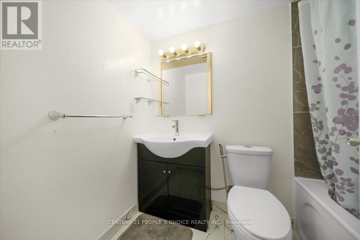 2302 - 3151 Bridletowne Circle, Toronto, Ontario  M1W 2T1 - Photo 17 - E12644428