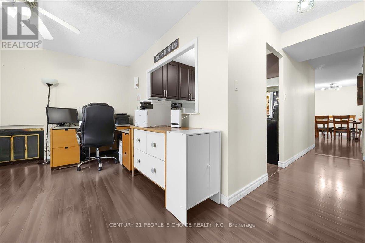 2302 - 3151 Bridletowne Circle, Toronto, Ontario  M1W 2T1 - Photo 18 - E12644428