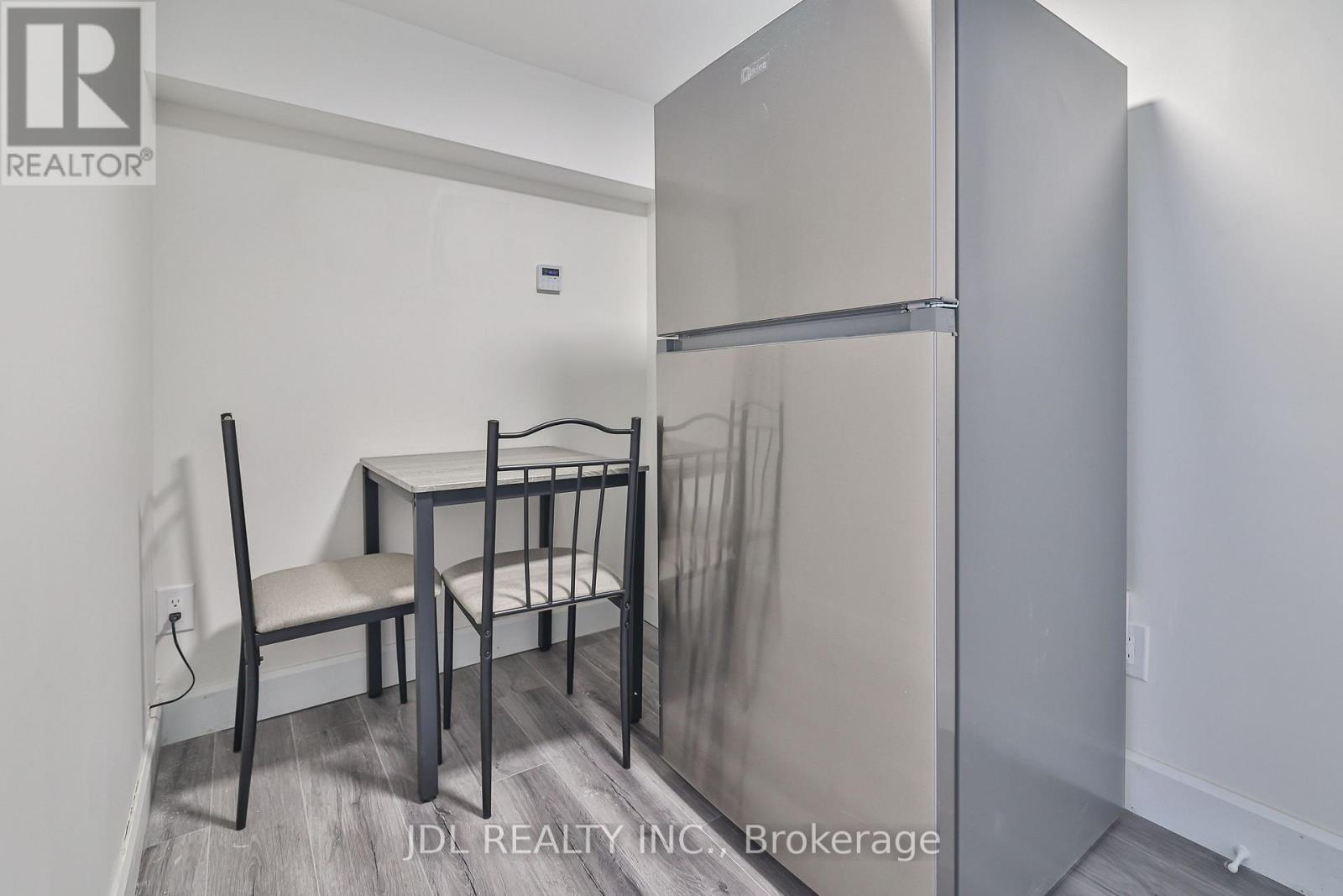 1 - 5 Sorauren Avenue, Toronto, Ontario  M6R 2C6 - Photo 22 - W12644408