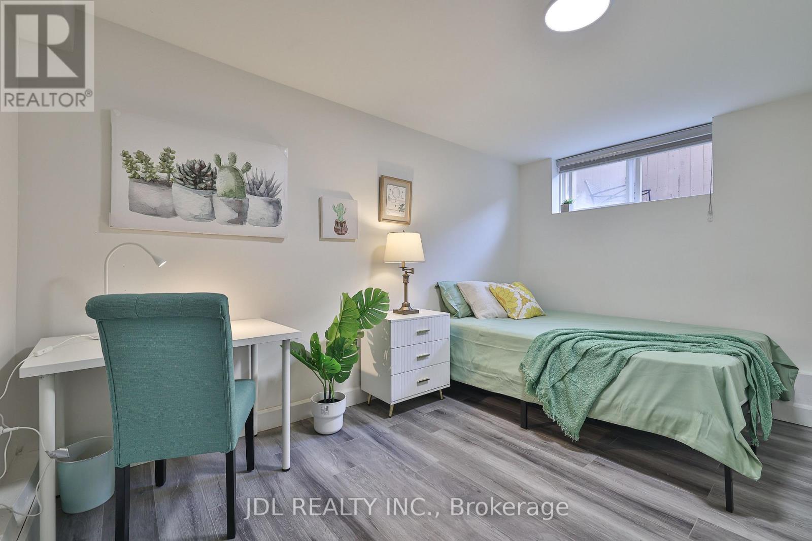 1 - 5 Sorauren Avenue, Toronto, Ontario  M6R 2C6 - Photo 3 - W12644408