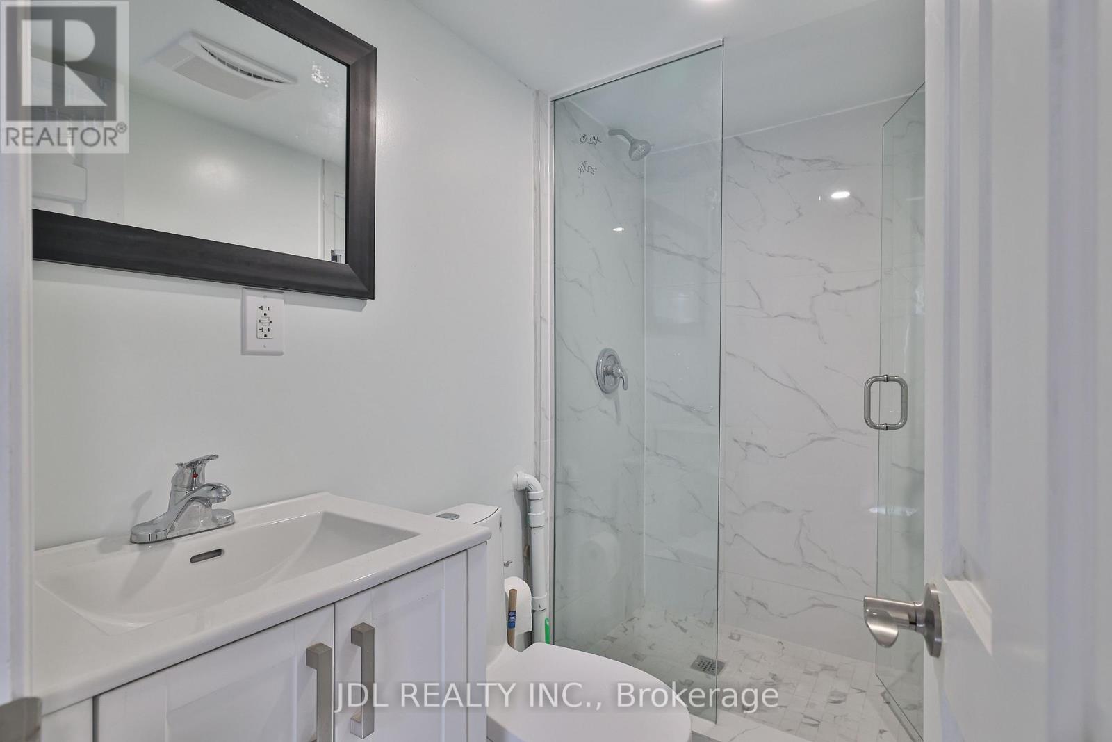 1 - 5 Sorauren Avenue, Toronto, Ontario  M6R 2C6 - Photo 8 - W12644408