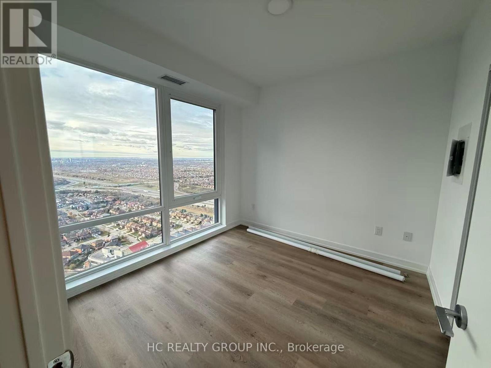 3809 - 395 Square One Drive, Mississauga, Ontario  L5B 0P6 - Photo 8 - W12644410