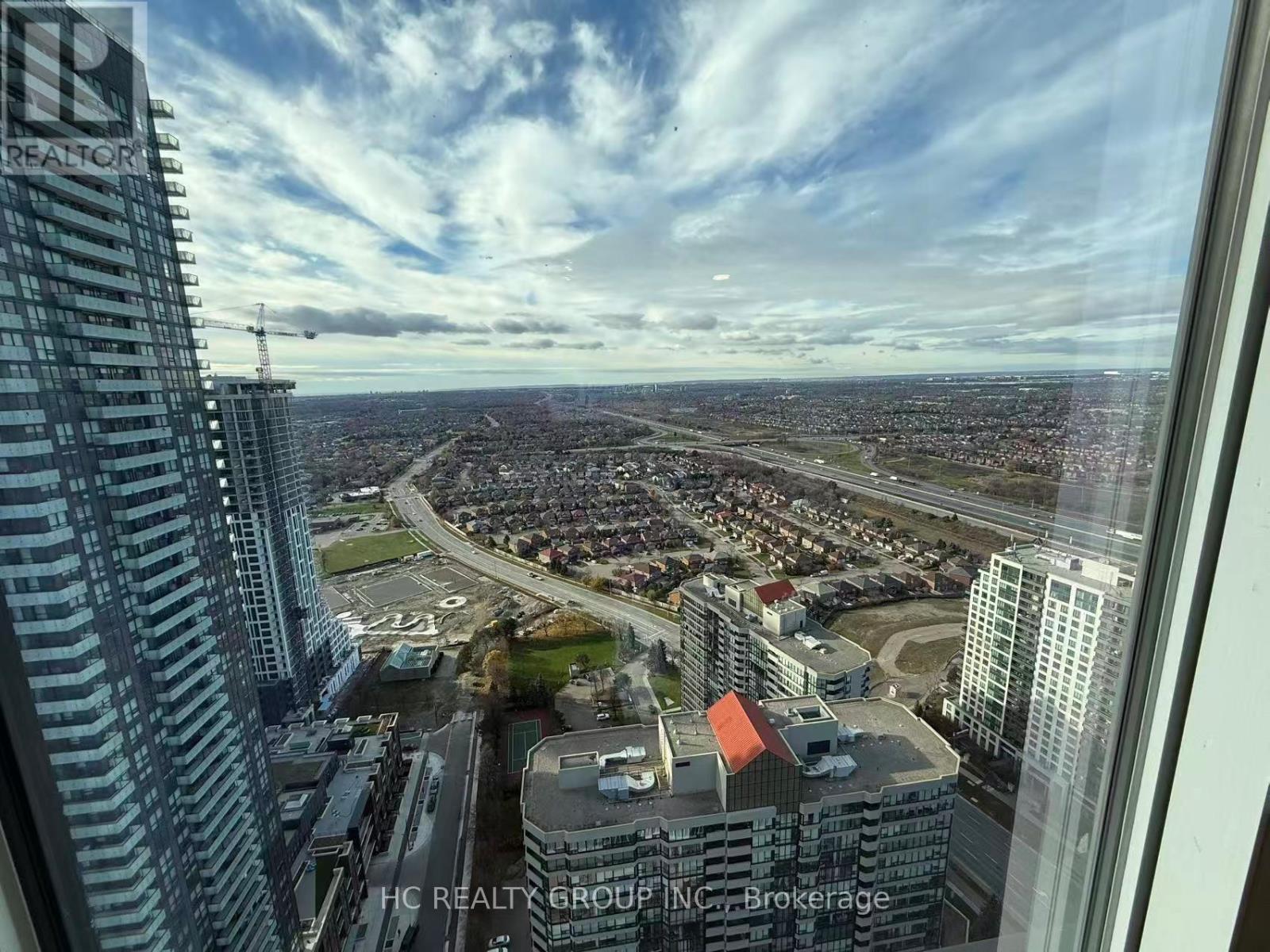 3809 - 395 Square One Drive, Mississauga, Ontario  L5B 0P6 - Photo 9 - W12644410