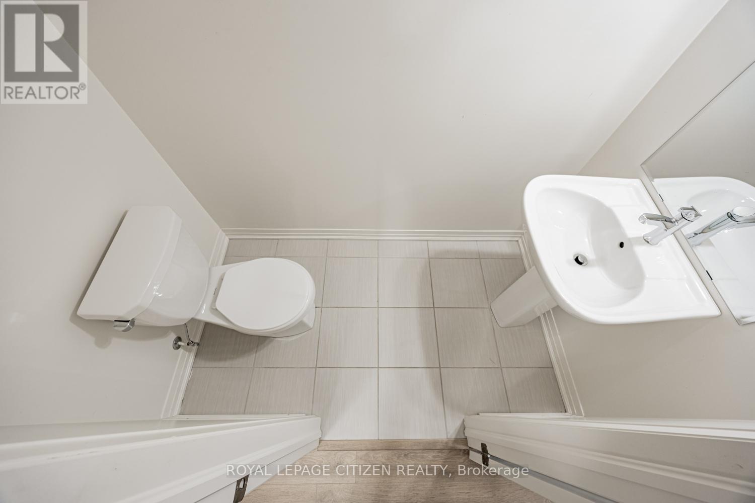 32 Emmas Way, Whitby, Ontario  L1R 0S7 - Photo 15 - E12644432