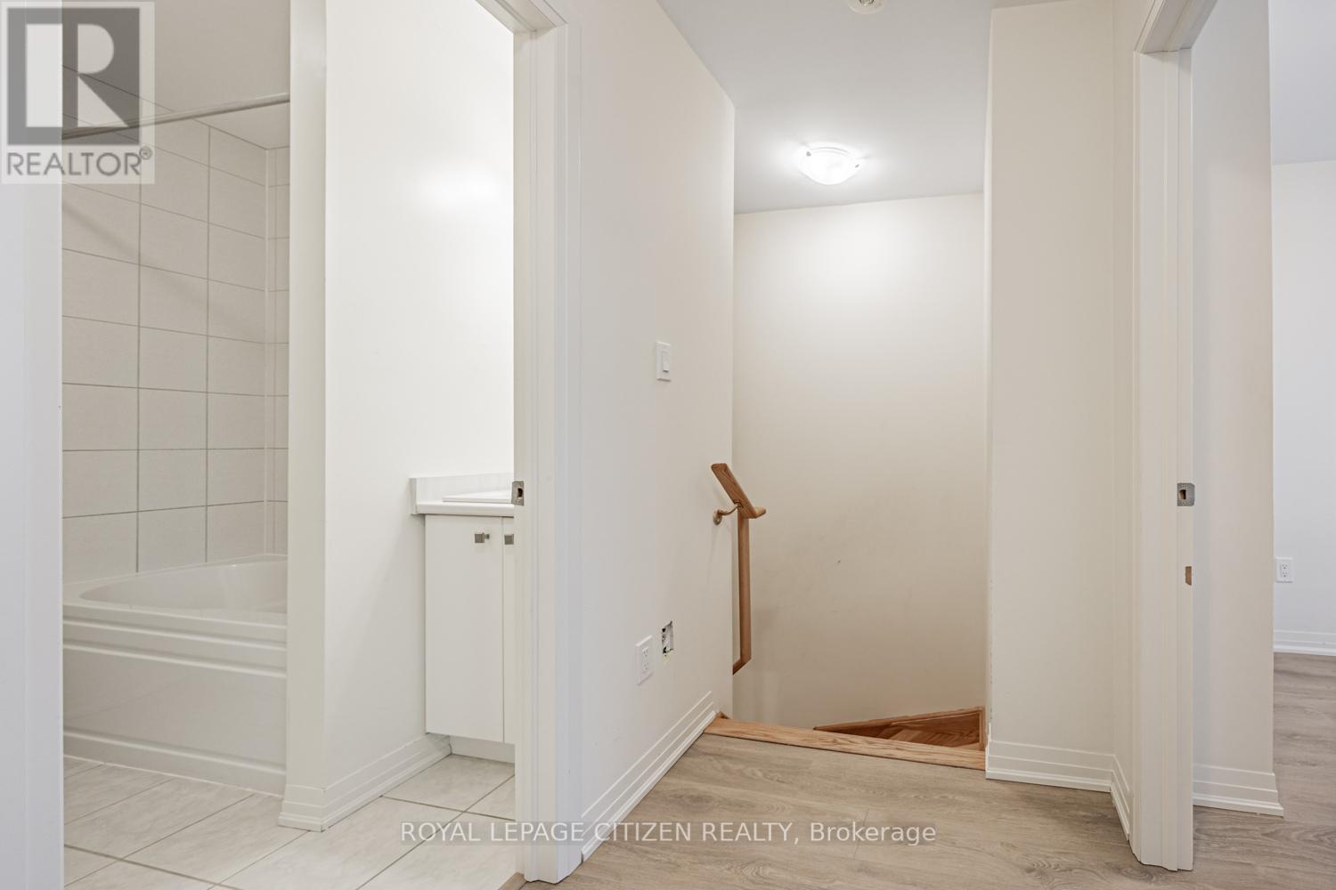 32 Emmas Way, Whitby, Ontario  L1R 0S7 - Photo 22 - E12644432