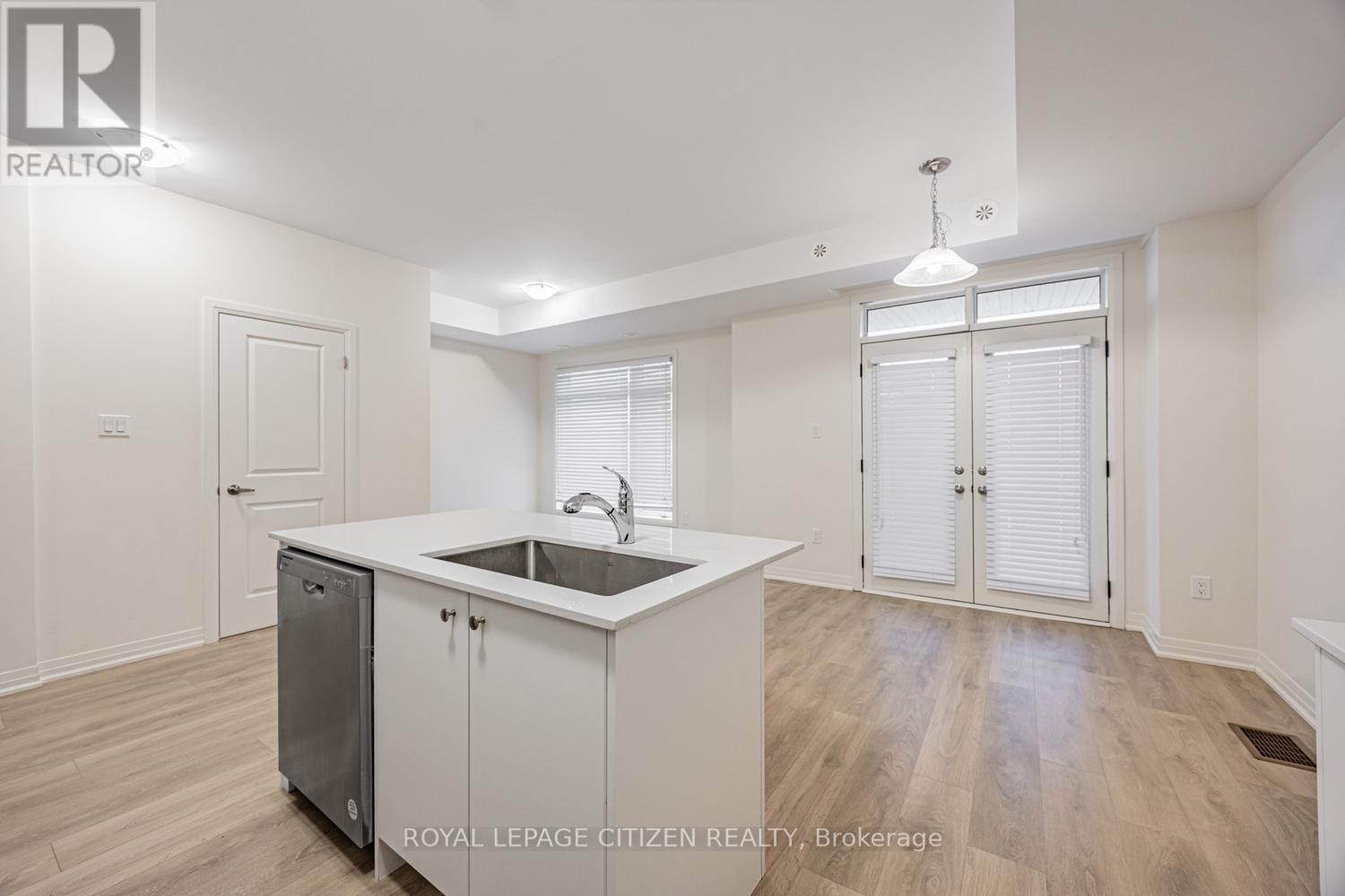 32 Emmas Way, Whitby, Ontario  L1R 0S7 - Photo 8 - E12644432