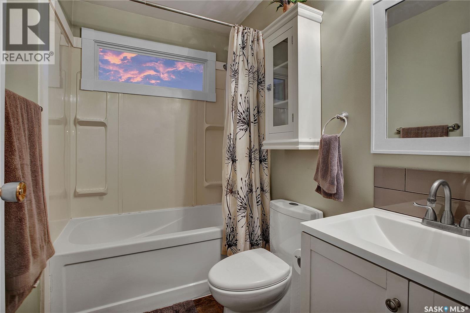 212 2nd Avenue N, Warman, Saskatchewan  S0K 4S0 - Photo 11 - SK025720