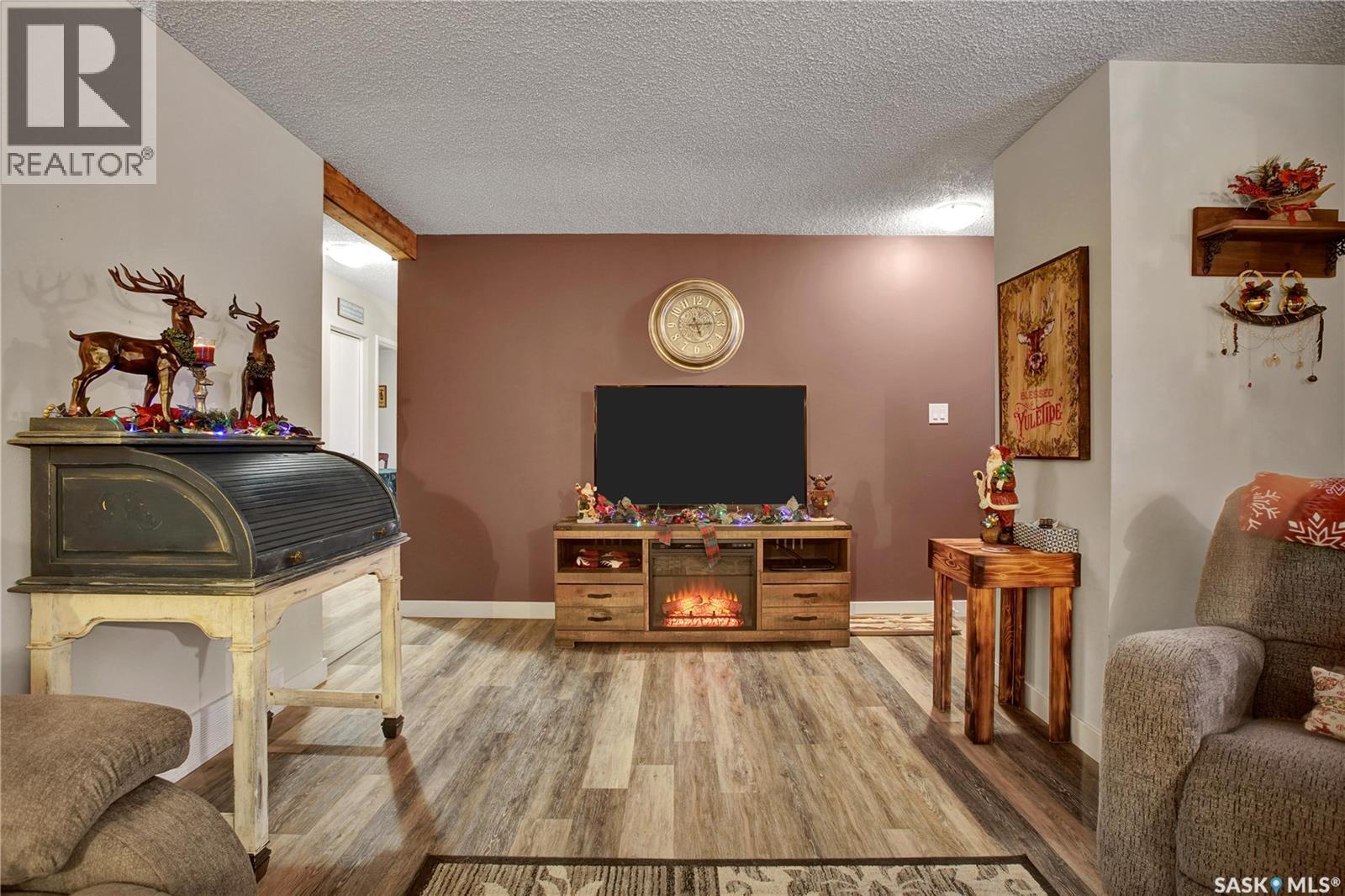 212 2nd Avenue N, Warman, Saskatchewan  S0K 4S0 - Photo 4 - SK025720