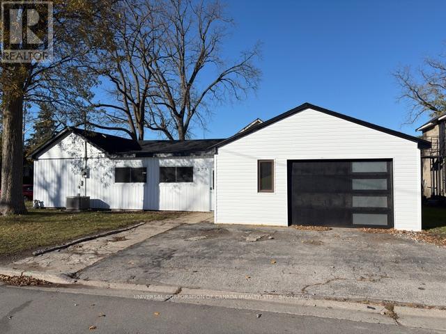 279 Sydenham Street E, Aylmer, Ontario  N5H 1M3 - Photo 1 - X12644440