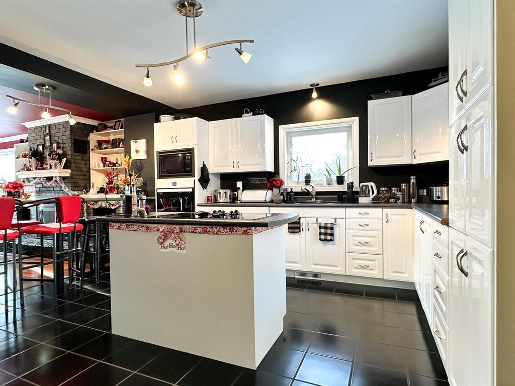 351 River Road, Swan River, Manitoba  R0L 1Z0 - Photo 15 - 202530100