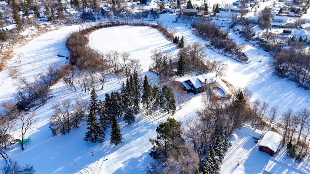 351 River Road, Swan River, Manitoba  R0L 1Z0 - Photo 3 - 202530100