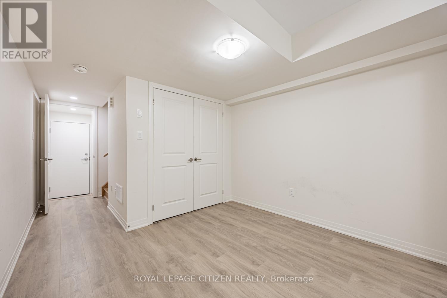 32 Emmas Way, Whitby, Ontario  L1R 0S7 - Photo 5 - E12644434