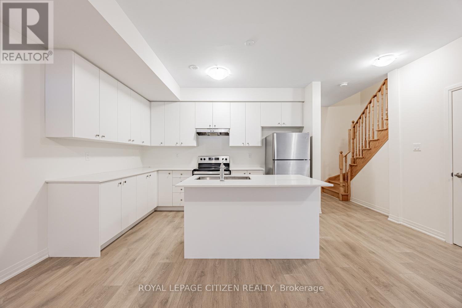 32 Emmas Way, Whitby, Ontario  L1R 0S7 - Photo 9 - E12644434