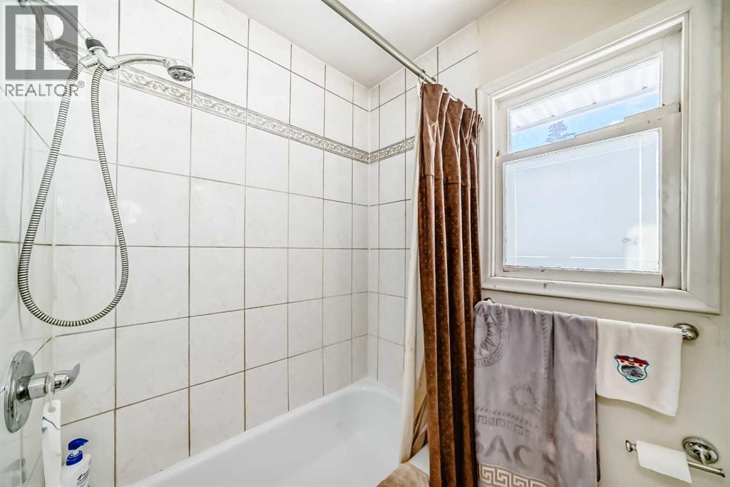 2204 25 Avenue Nw, Calgary, Alberta  T2M 2C1 - Photo 18 - A2273568