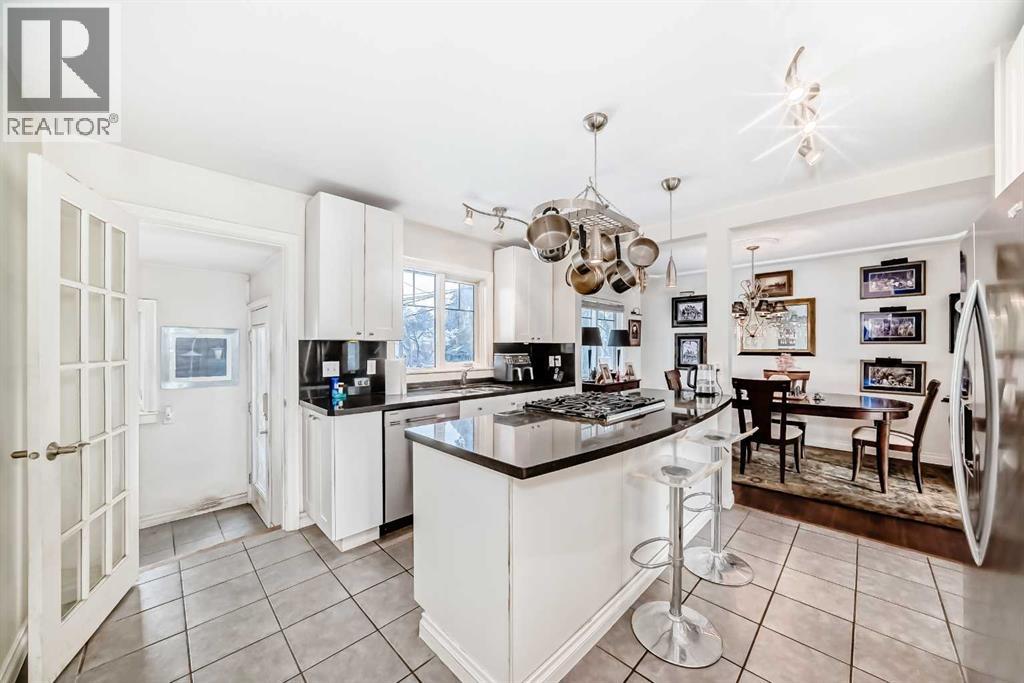 2204 25 Avenue Nw, Calgary, Alberta  T2M 2C1 - Photo 10 - A2273568