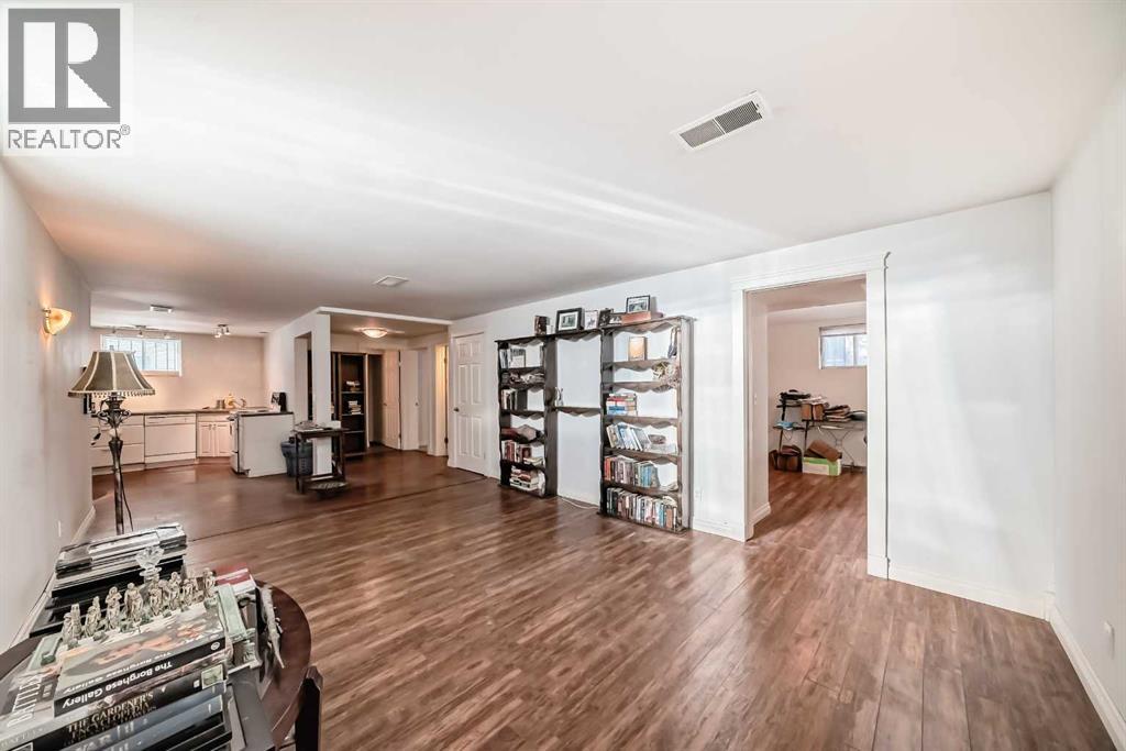 2204 25 Avenue Nw, Calgary, Alberta  T2M 2C1 - Photo 21 - A2273568