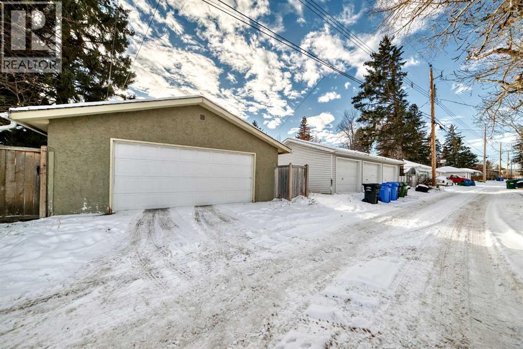2204 25 Avenue Nw, Calgary, Alberta  T2M 2C1 - Photo 34 - A2273568