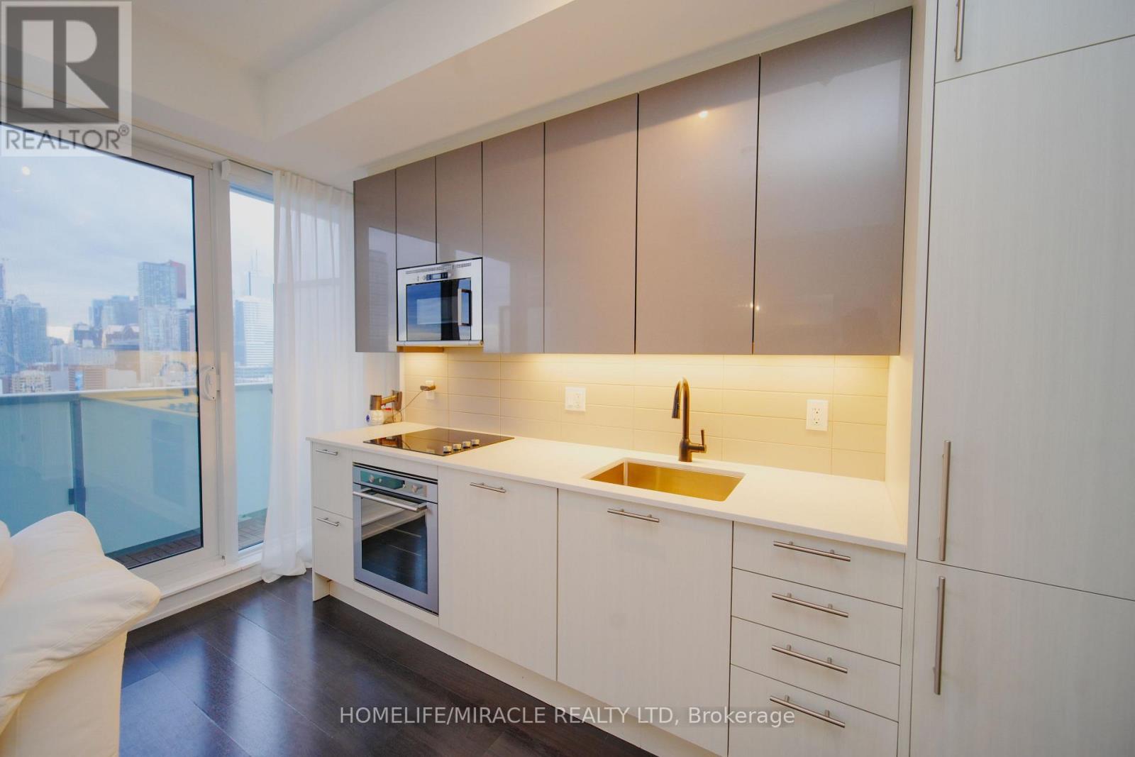 1913 - 403 Church Street, Toronto, Ontario  M4Y 2C2 - Photo 4 - C12609532