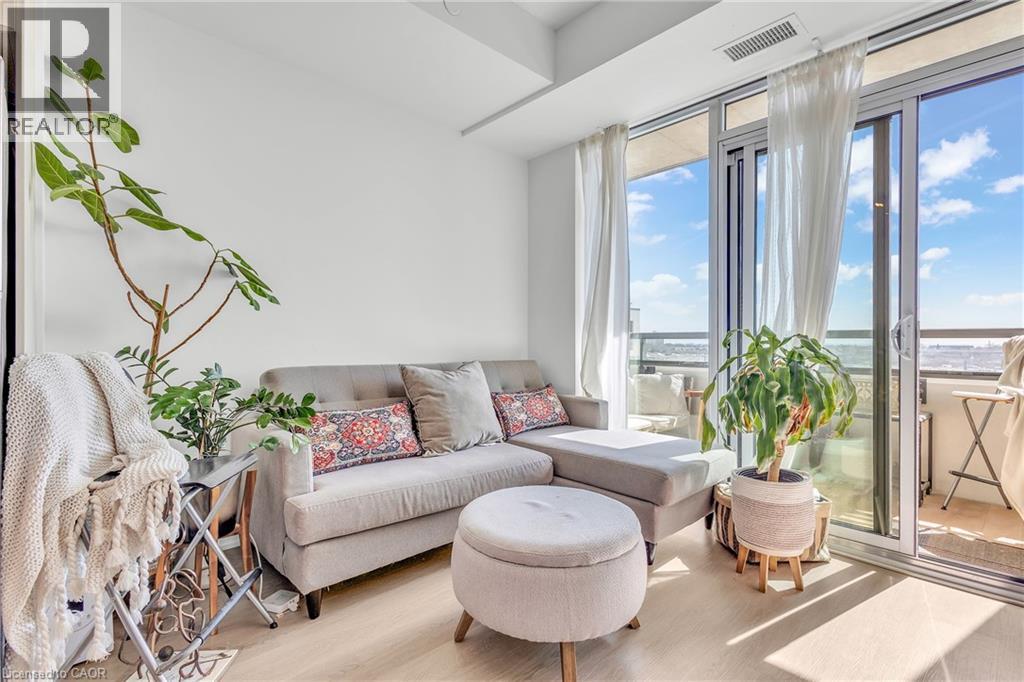 859 The Queensway Unit# 412, Toronto, Ontario  M8Z 1N8 - Photo 18 - 40794546