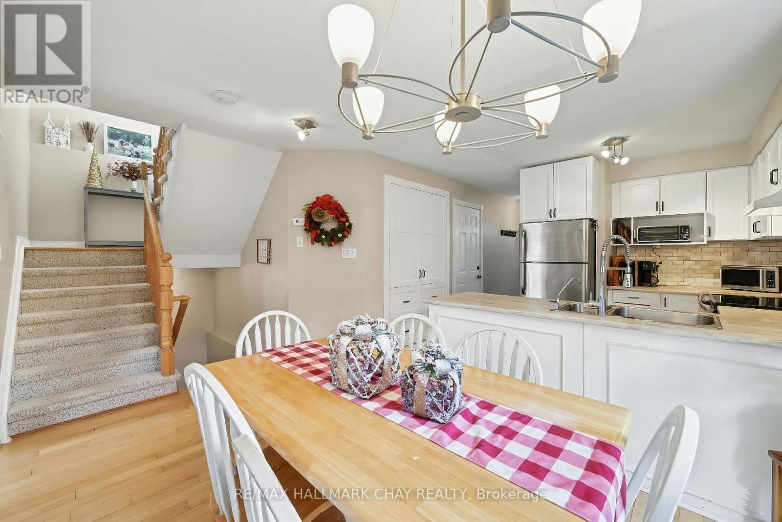 101 Kate Aitken Crescent, New Tecumseth, Ontario  L0G 1A0 - Photo 14 - N12644454