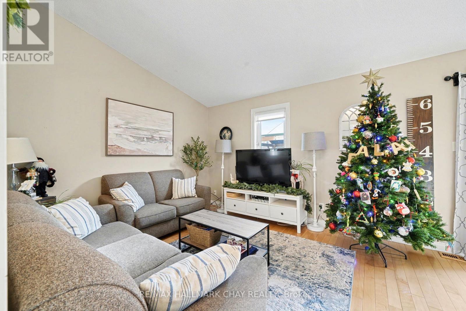 101 Kate Aitken Crescent, New Tecumseth, Ontario  L0G 1A0 - Photo 19 - N12644454